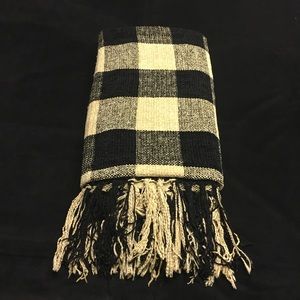 Black & Cream Chenille Blanket